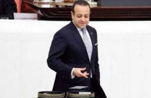 CHP'li vekilden Bağış'a: Pişkin, utanmaz, artist!