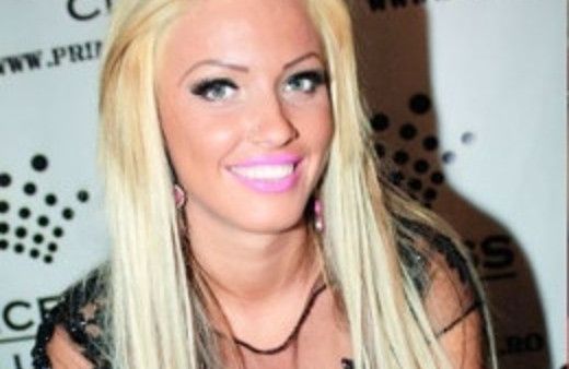 Kızı Playboy'a soyunan baba intihar etti