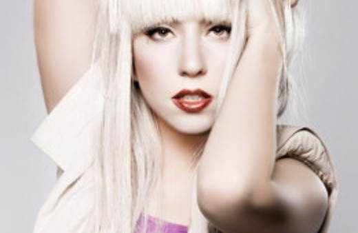 Lady Gaga bitlenmiş