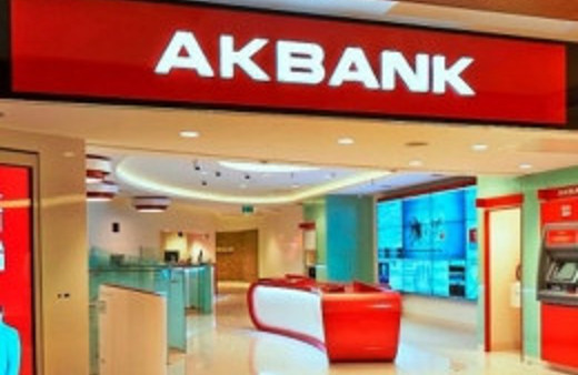 Akbank'a veda Akbank hisseleri sert düştü