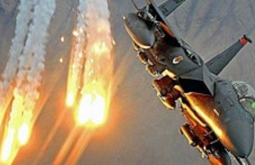 IŞİD rafinesine bomba yağdırdılar!