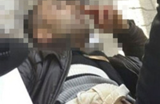 Bıçaklandı bakın ambulansı ne halde bekledi