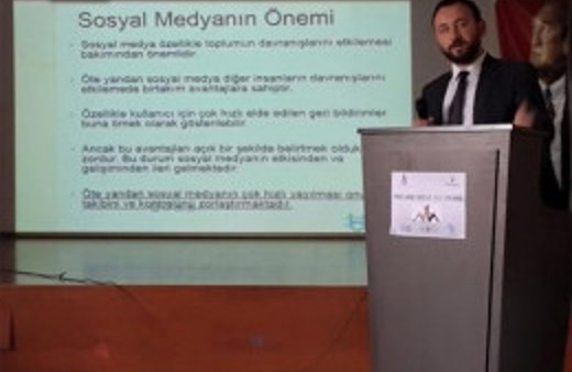 Liseli gençlere sosyal medya uyarısı!