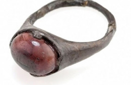 Viking kadınında Allah yazılı 1200 yıllık yüzük