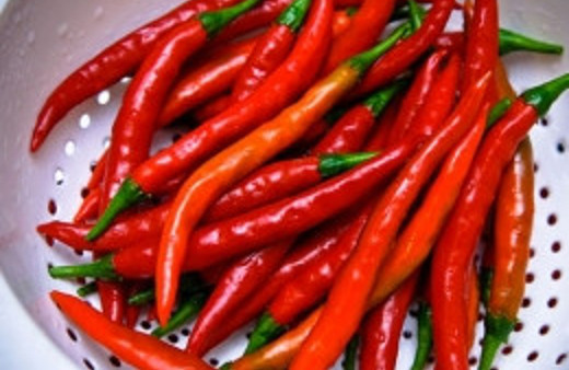 Acı biberin faydaları kanamayı anında durduruyor!