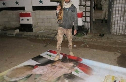 Esad o sınır kapısını da kaybetti