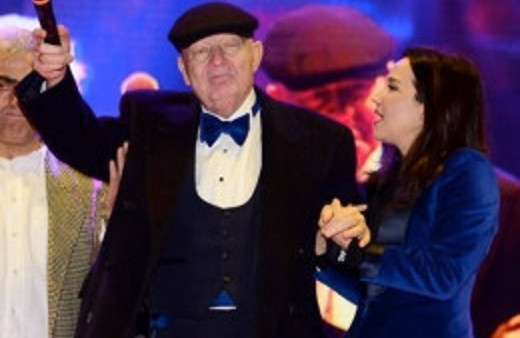 Kayahan bizimkisi bir aşk hikayesi şarkısının hikayesi