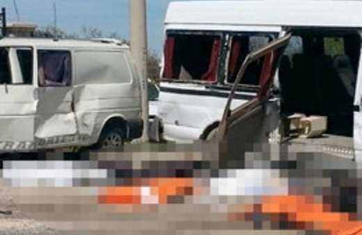 Öğrenci servisi kaza yaptı 4 ölü 11 yaralı