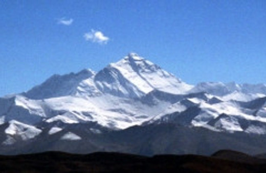Çin, Everest' in içinden geçecek