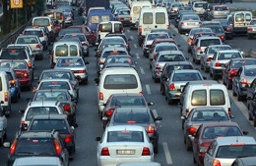 Tatilciler yola çıktı  TEM kilitlendi