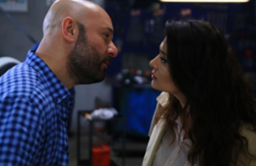 Paramparça 22. bölüm Hazal ve Rahmi'nin hain oyunu