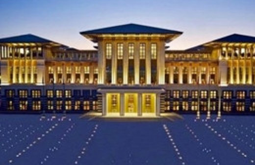 Bir an önce saraydan atılsın yargılansın