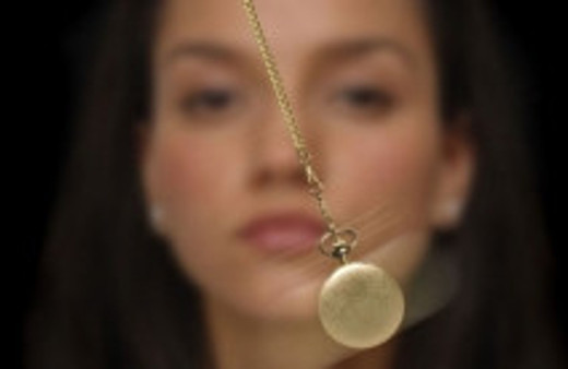 Hangi lider hipnozu kullanıyor uzmanı açıkladı?