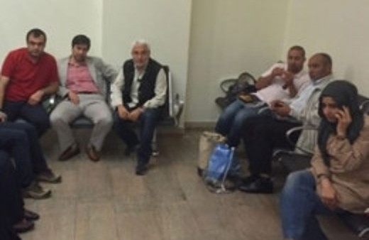 İsrail Türk gazetecileri gözaltına aldı!