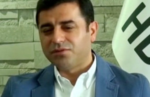 Demirtaş'tan HDP'li vekillere Barzani uyarısı