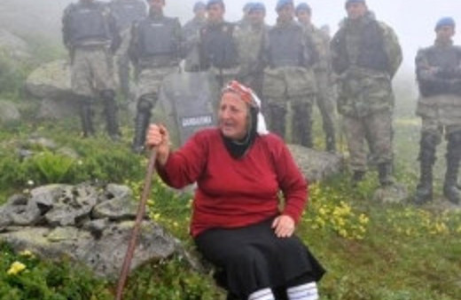 Rize'de yayla krizi! Komandolar geldi isyan çıktı