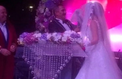 Yavuz Bingöl Öykü Gürman evlendi