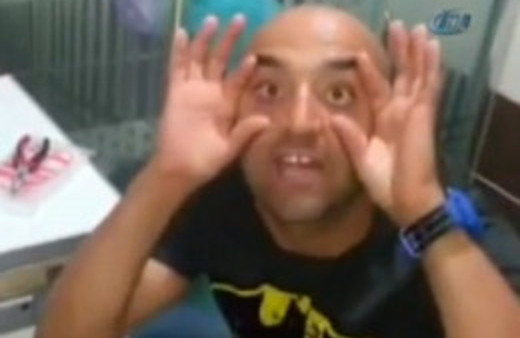 25 yıllık ustanın kadınları taklit videosu rekor kırdı