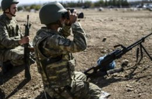 Terörist komando taburuna sızmaya çalıştı