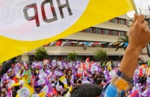 HDP binasından oy pusulaları çıktı