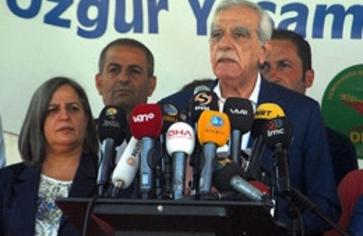 Ahmet Türk'ten kritik özyönetim açıklaması!