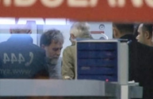 Ahmet Hakan'ı dövdüren kişi...Uçuk iddia