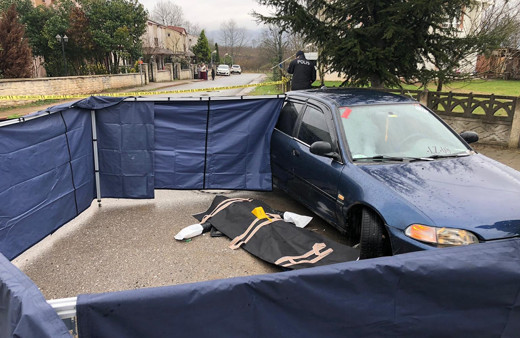 Eşinin eski kocasını sosyal medya paylaşımları yüzünden öldürdü