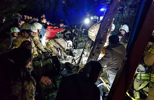İstanbul Çekmeköy'de askeri helikopter düştü