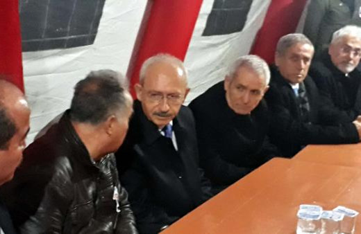 Kılıçdaroğlu'ndan şehit Özcan'ın ailesine ziyaret