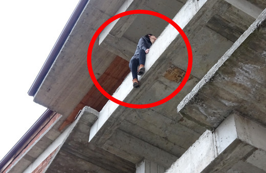 Boşanmak isteyen eşini ikna edemeyince intihara teşebbüs etti!