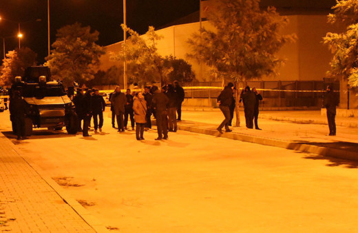 İzmir'de sanayi bölgesinde EYP'li saldırı