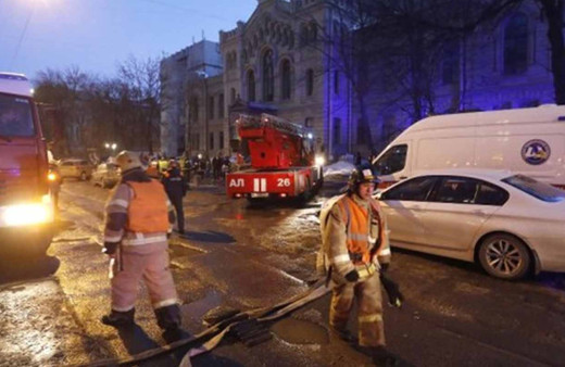 Rusya'da üniversite binası çöktü: 21 kişi enkaz altında kaldı