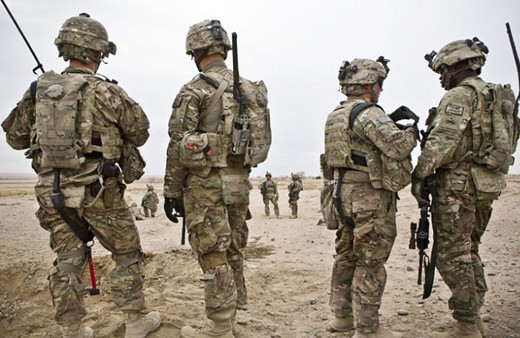 Eş-Şebab örgütünden Kenya'da ABD üssüne saldırı