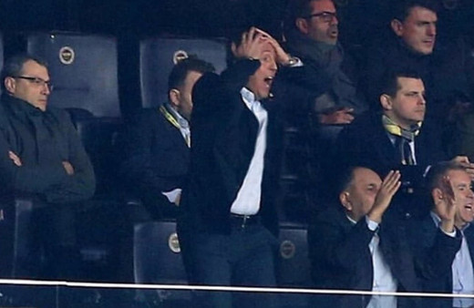 Fenerbahçelileri çıldırtan fotoğraf: Comolli'yi niye kovmuyorsun