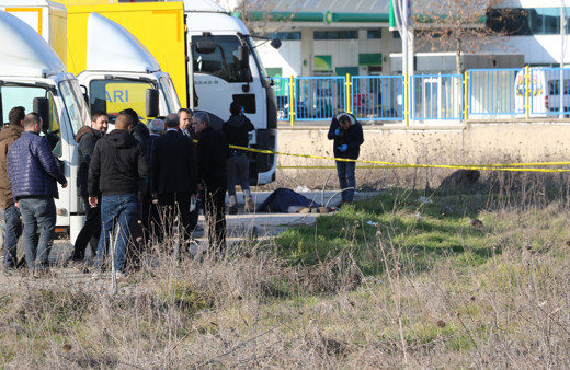 Diyarbakır'da bir kurumun bahçesinde ceset bulundu!