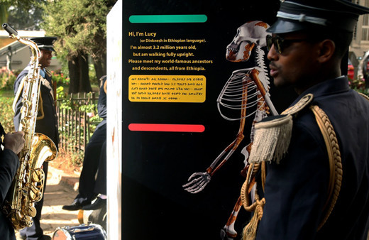 3,2 milyon yıllık kadın iskeleti sergilendi