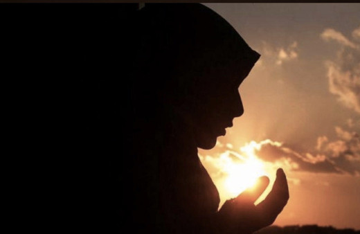 Adetliyken çekilebilecek tesbihatlar zikirler hangisi?