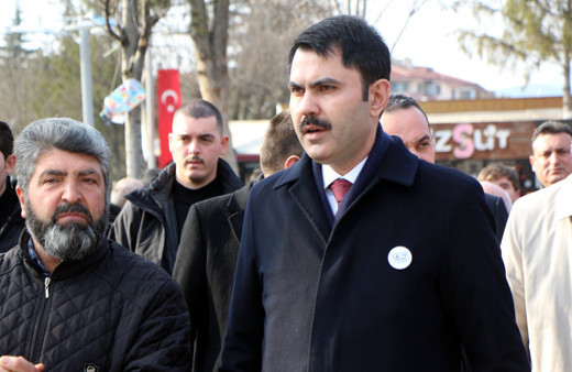 Bakan Kurum: Yılda 300 bin konut dönüştürmeyi hedefliyoruz