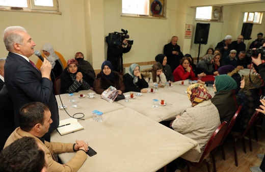 Mevlüt Uysal gençler için ayağa kalktı