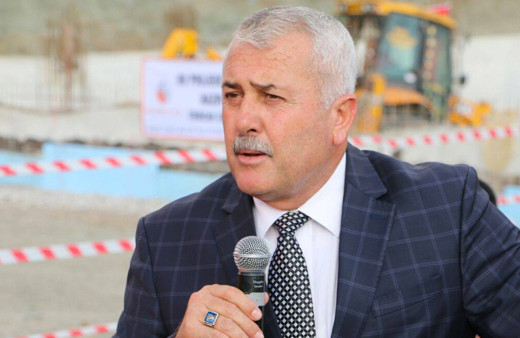 Dörtyol İlçesi Belediye Başkanı Yaşar Toksoy MHP'den istifa etti