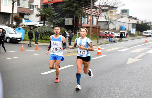 Jose Sosa'nın eşi Trabzonspor'da maratona katıldı