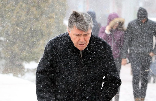 Kütahya kar tatili 25 Şubat okullar tatil mi valilik ne dedi?