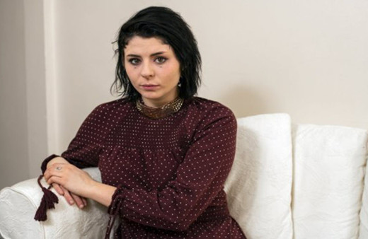 Otostopla bindiği arabada dehşeti yaşadı! Yol kenarına götürüp...