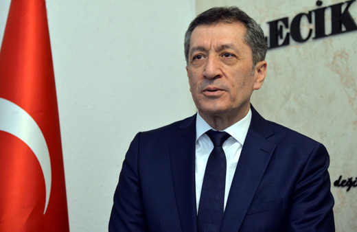 Bakan Selçuk'tan otizmli çocukların yuhalanmasına ilişkin açıklama