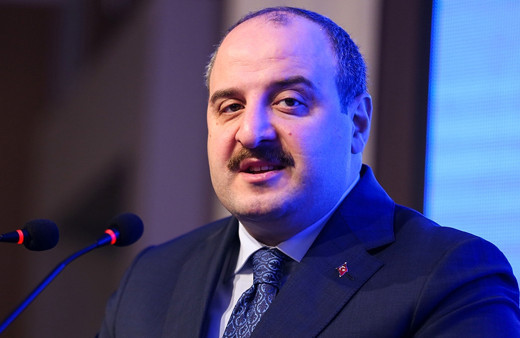 Mustafa Varank'tan Davutoğlu ve Gül'e sert tepki olay sözler