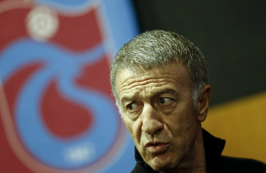 Ahmet Ağaoğlu: Lisans talimatı tam bir çıkılmazın içine girdi