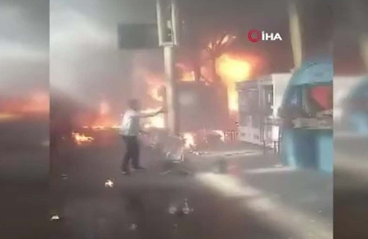 Mısır'ın Başkenti Kahire'de tren istasyonunda yangın çıktı 24 kişi öldü