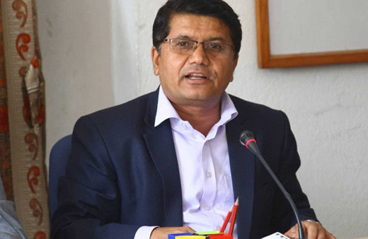 Nepal'de Turizm Bakanı Rabindra Adhikari'yi taşıyan helikopter düştü