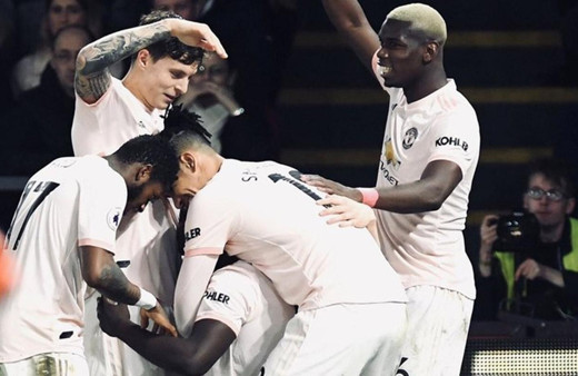 Manchester United seriyi sürdürdü