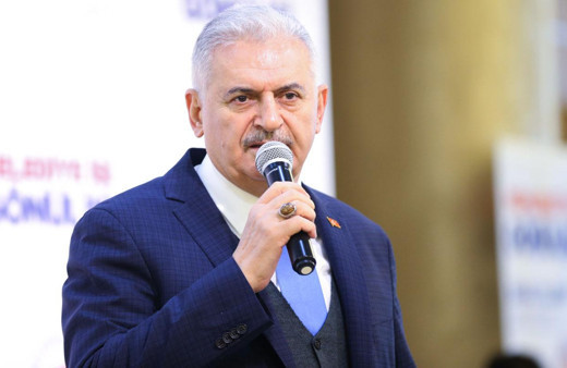Binali Yıldırım'dan Zeytinburnu'nda Suriyeli mesajı : 'Kulağından tutar...'